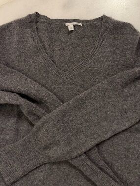 Halogen Gray V-Neck Sweater